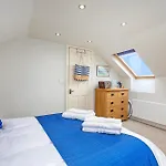 Finest Retreats - Shoe Buttons At Gap Road Reighton