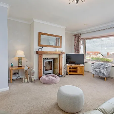 Finest Retreats - Shoe Buttons At Gap Road * Reighton