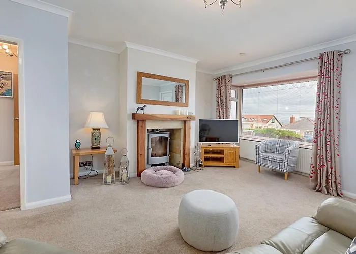 Finest Retreats - Shoe Buttons At Gap Road * Reighton